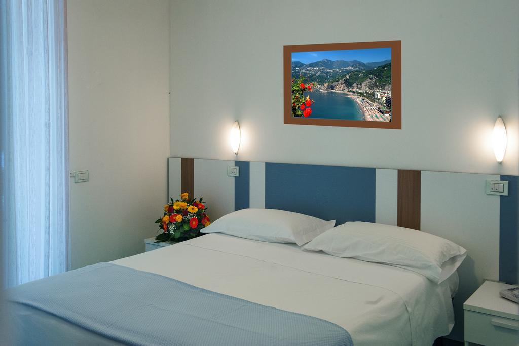Hotel De Rosa Maiori Extérieur photo