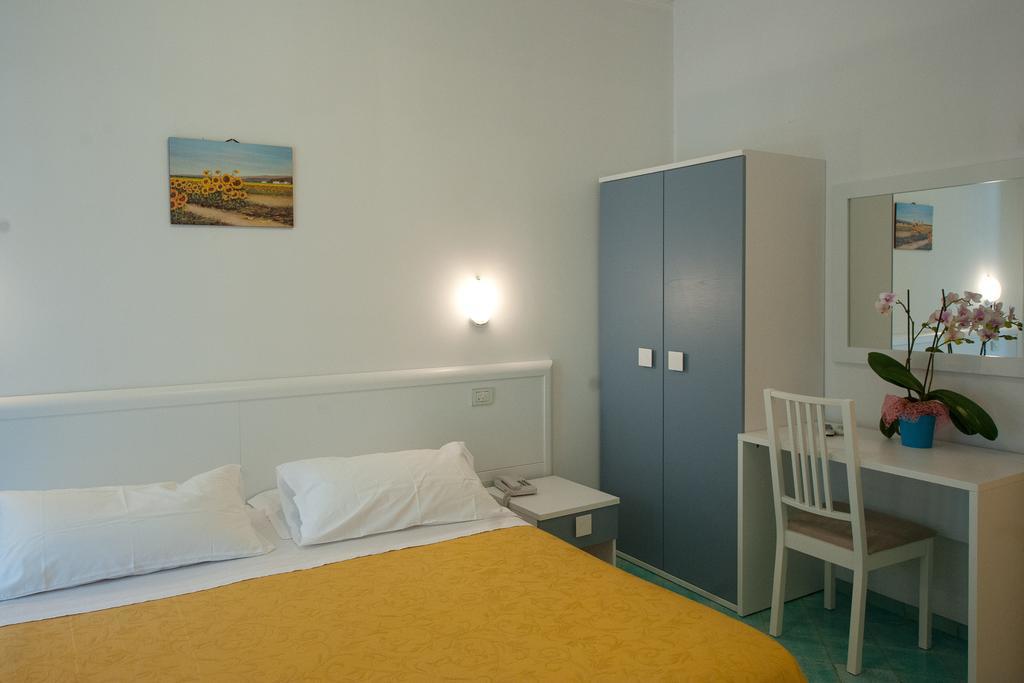 Hotel De Rosa Maiori Chambre photo