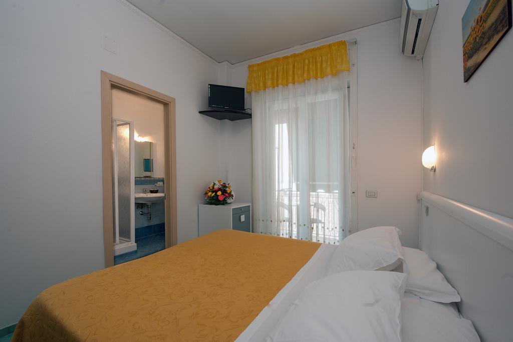 Hotel De Rosa Maiori Extérieur photo