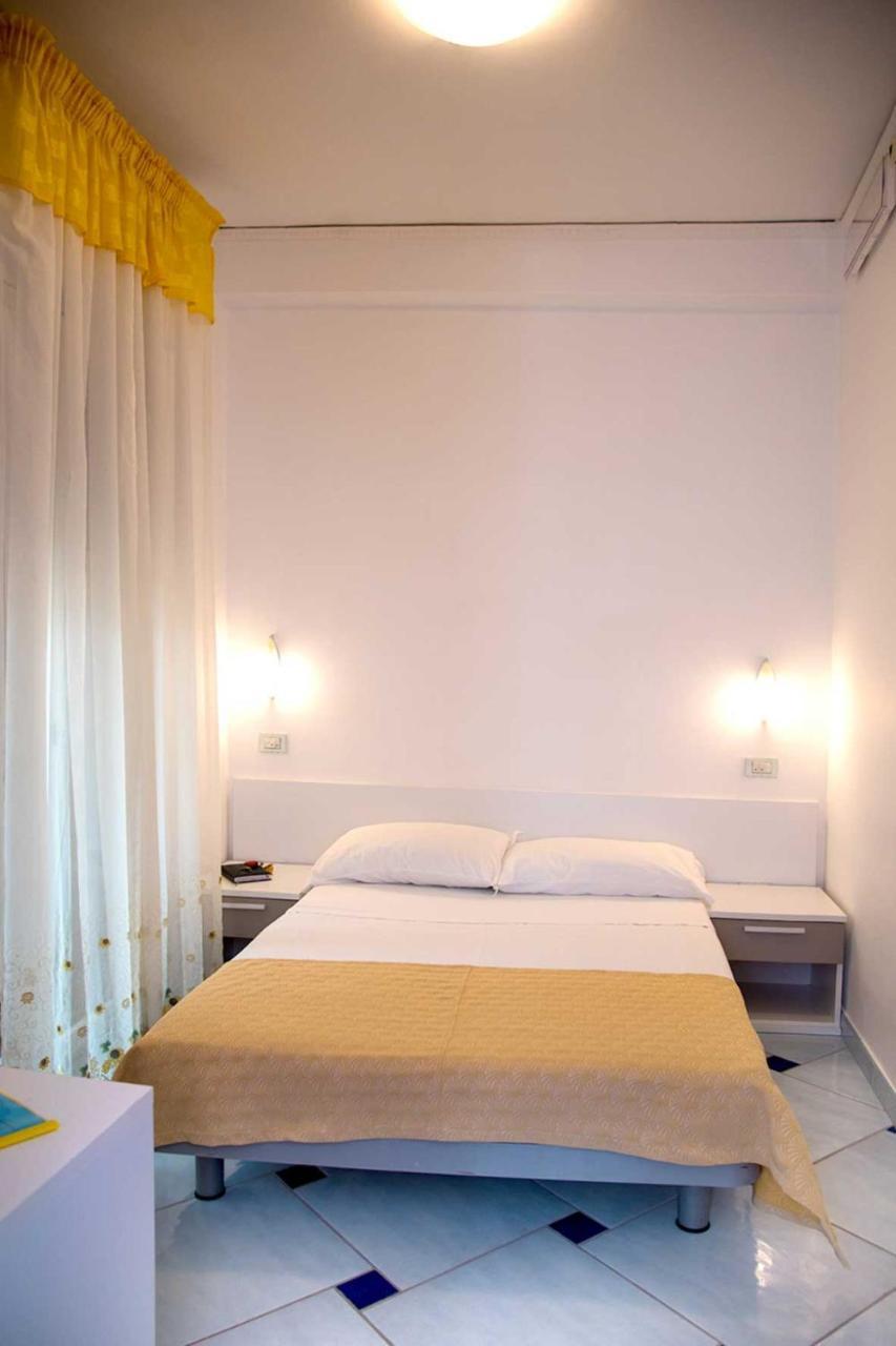 Hotel De Rosa Maiori Extérieur photo