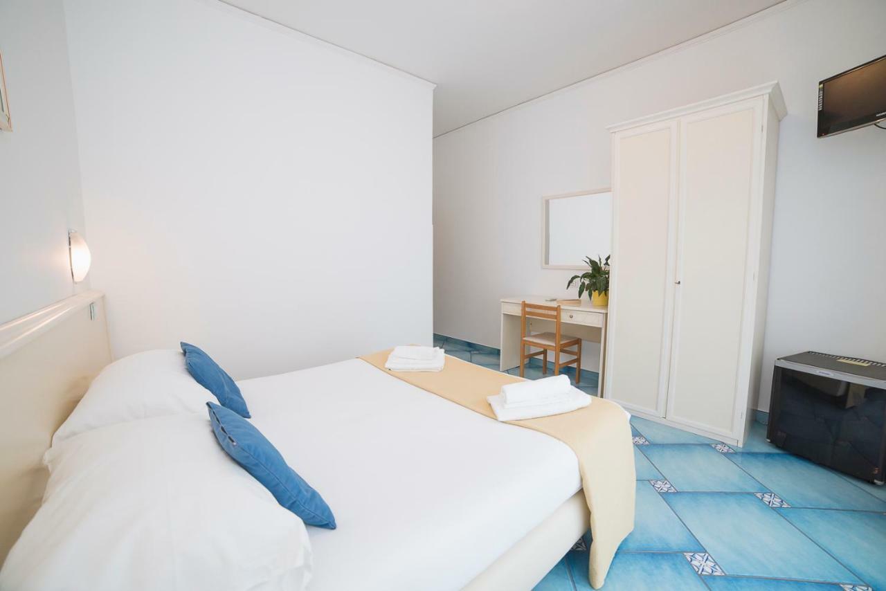 Hotel De Rosa Maiori Extérieur photo