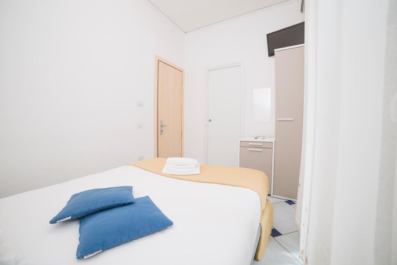 Hotel De Rosa Maiori Extérieur photo